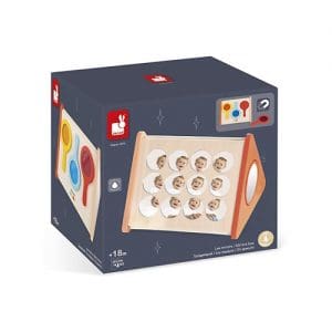Mirrors box