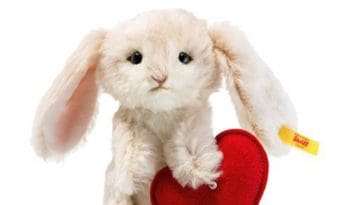 Rabbit with heart, cream
