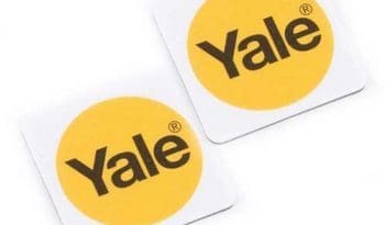 Yale 2 Pack White Phone Tags